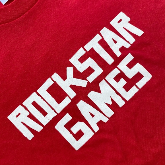 NWOT! ROCKSTAR GAMES TEE - Picture 3 of 6
